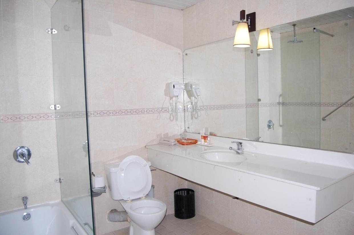 Owu Crown Hotel Ibadan Chambre photo