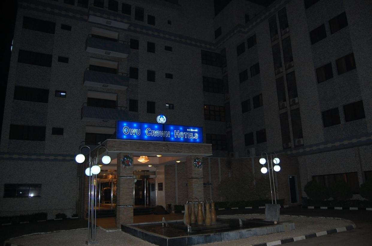 Owu Crown Hotel Ibadan Extérieur photo