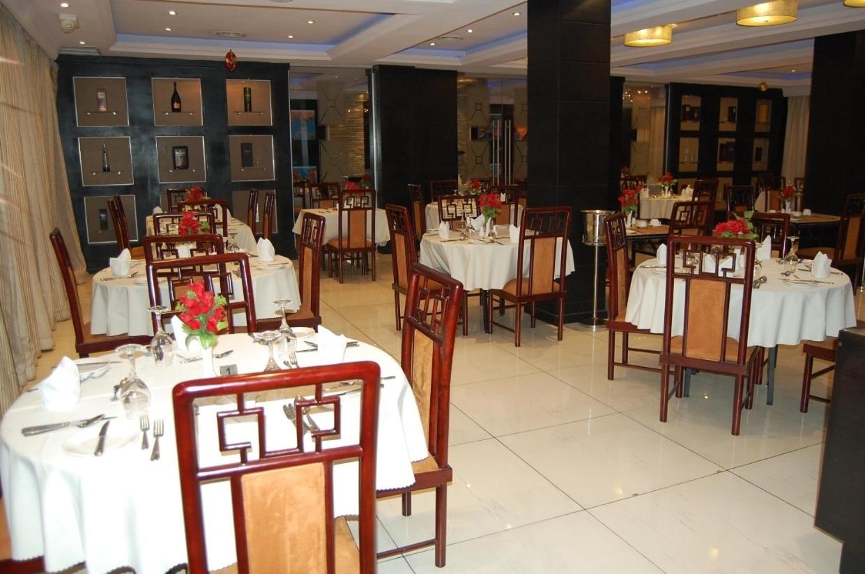 Owu Crown Hotel Ibadan Extérieur photo